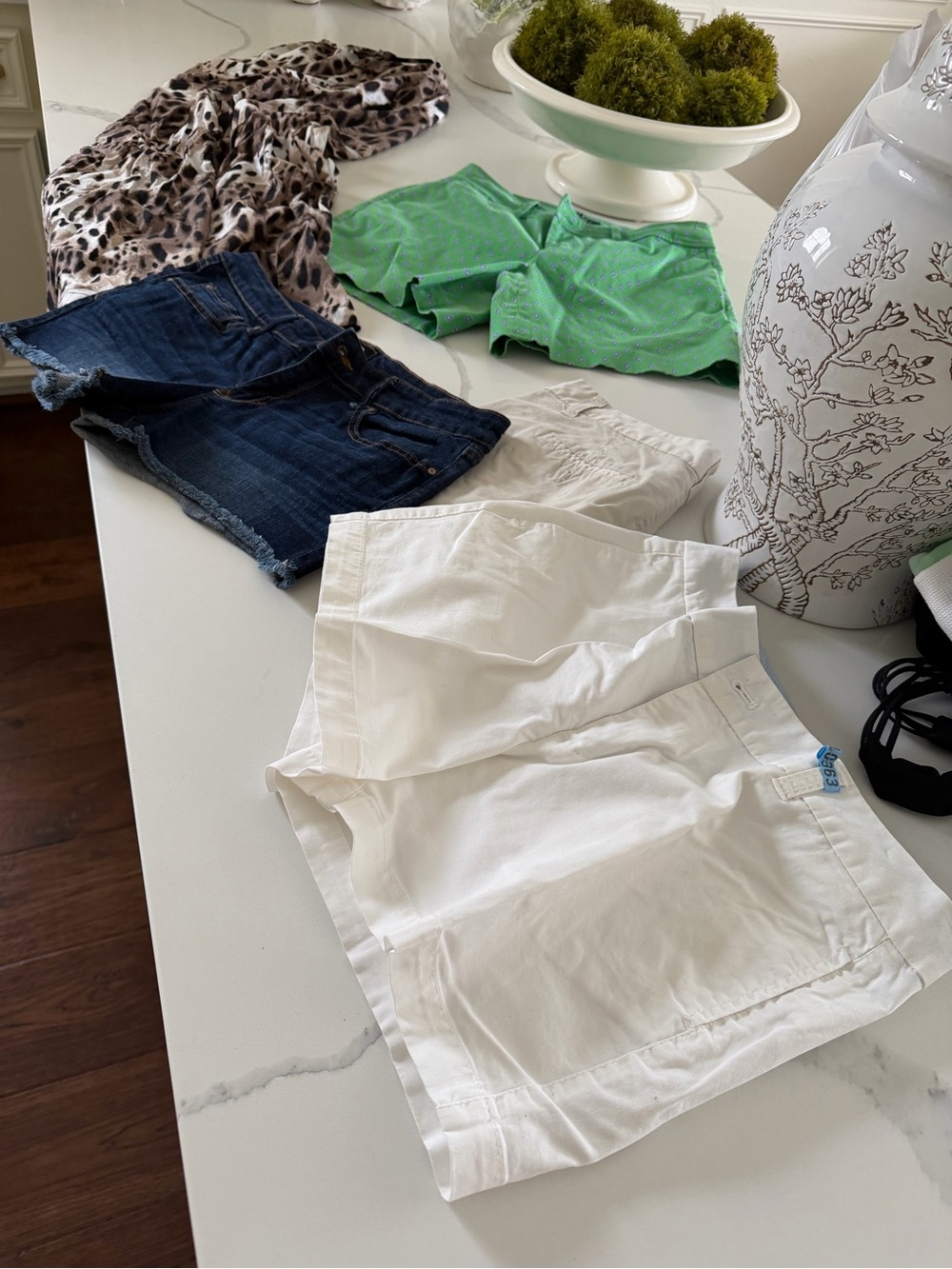 Múltiple Women’s Cotton Shorts - Classic Summer Essentials